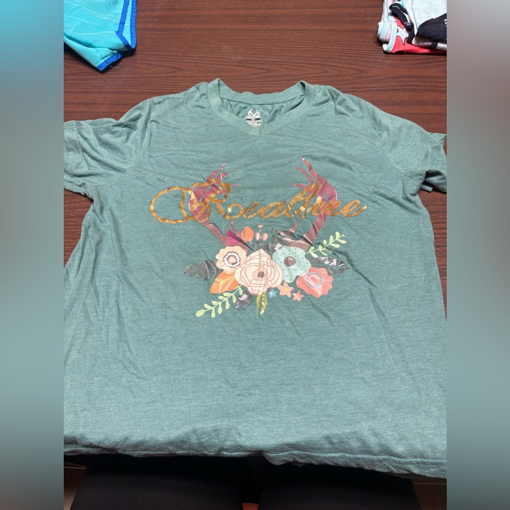 Realtree Teal V-Neck T-Shirt